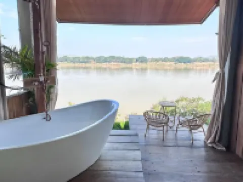 Saneloei Chiangkhan Hotels in Chiang Khan