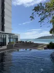The Shore by AEM RESIDENCES - Infinity Pools