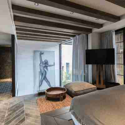 Clay Beach Samui V1 (5 Bedroom Beachfront Villa) Rooms