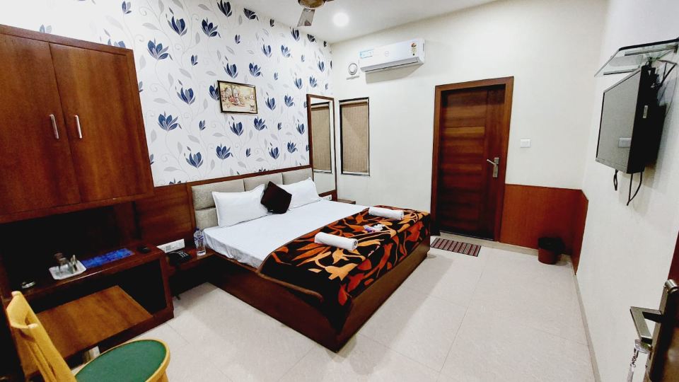 Hotel Babylon Regency