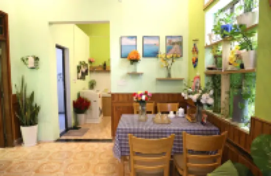 Blue Sea House (Dong Hoi - Quang Binh) - Two bed rooms, Living room & Kitchen