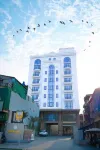 EDEN LUXURY HOTEL