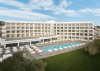 Maris Grand Waterpark Resort