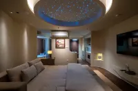 AVA Senses Hotel Hồ Nghinh - Mỹ Khê Beach by AVA LAND