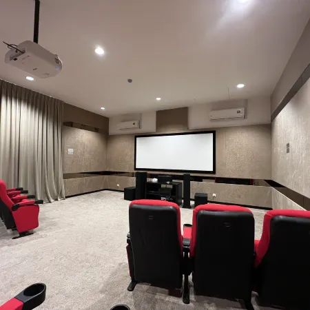 Luxurious Rustic Suite IOI City Mall Putrajaya 2 Free Parking by Heritage