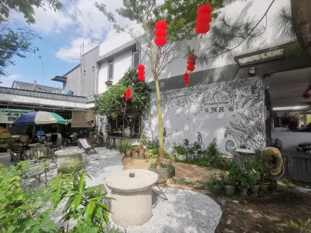 Lung Tok Enterprise Tea house homestay Отели в г. Kubang Semang