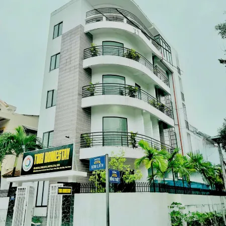 TORI HOMESTAY
