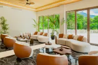 Gardens Hill Resort & Spa