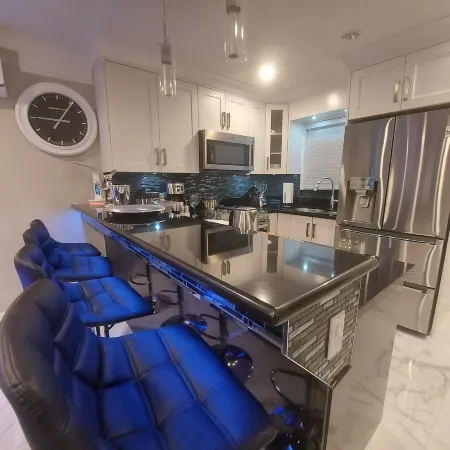 New Luxury 3 Bedroom Townhouse