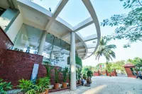 White Sands Resort & Spa Hotels in Varca