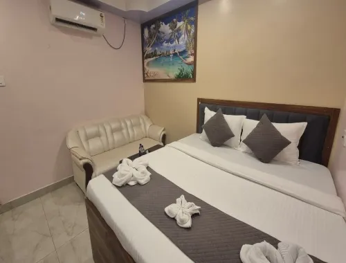 Hotel Plaza Hotels in Hooghly