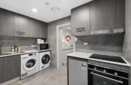 Modern Rooms - Next to Central Station - Near CBD/Townhall/UTS/USYD