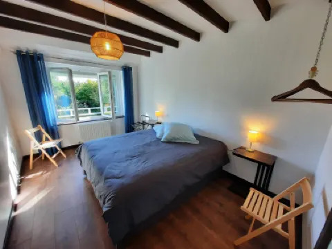 Le Petit Moulin Rouge Hotel di 