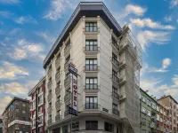 WHITE CORNER HOTEL Hotels near Bahcelievler