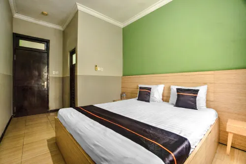 Hotel O near Juanda Airport formerly Azzahra Guest House Family