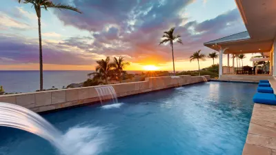 House of Singing Whales - Big Island Vacation Villa in Hawaii - 28 night minimum  호텔