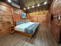 Cu Lan Village - Resorts