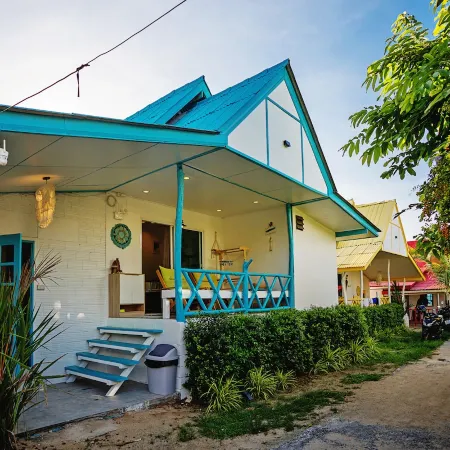 Dream Villa Beachside Sunset