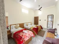 Paramjyoti HomeStay - بيت ضيافة