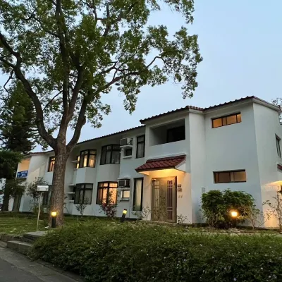 Hsiang Yuan Resort Các khách sạn gần Ga Shalu