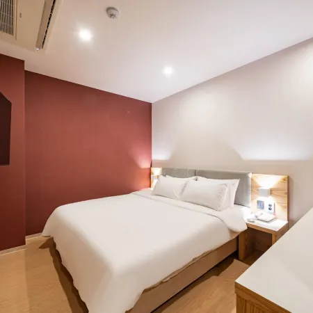 Changwon Palyongdong Hound Hotel Changwon Terminal