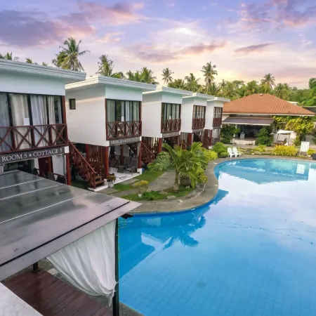 Bakawan Hideaway Resort & Restaurant
