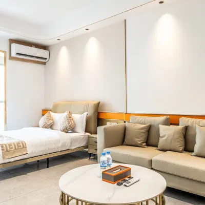 Wealth Mansion Suite River View by Soben Hotels near Wat Kean Kleang