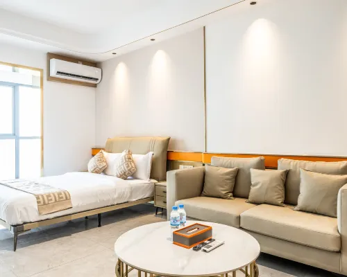 Wealth Mansion Suite River View by Soben Hotels near Wat Kean Kleang