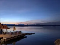 Kawarin Saiyai Cottage and Lake Hotels in Thong Pha Phum