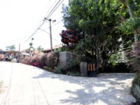Tripletree Katumbiri Resort Hotels in Cijeruk