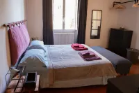 Designer Apartments in Florence Hotels in Santa Maria Novella