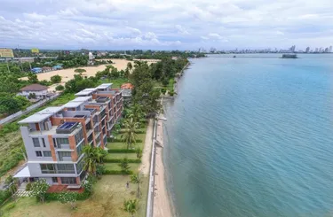รูปภาพของSandbox Beachfront Villa 1 (3BR-Max14 guests)