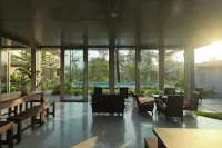 Sea to Sea Villa Boutique Hotels in Phu Vang District