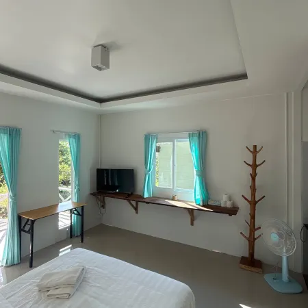 Little Bailan Retreat - Jungle & river view