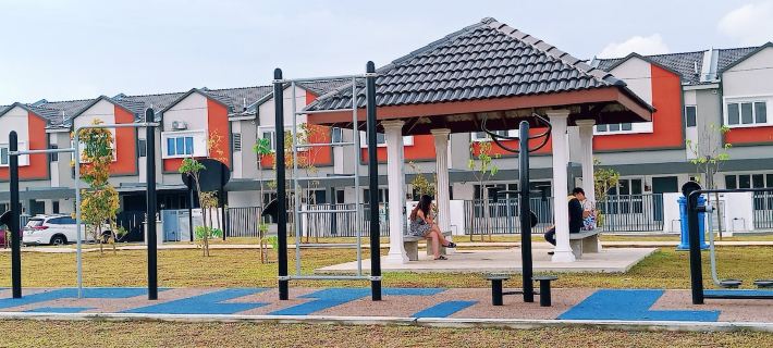 Perodua Entire Terrace Homestay 4R: Kitchen+WFH 萬撓住宿飯店