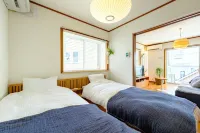 Hale Kai Akiya - balcony