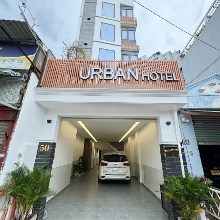 Urban Hotel Отели рядом с достопримечательностью «Курортный отель Binh Quoi 2»