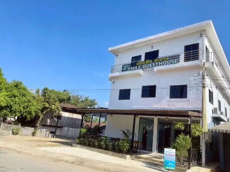 Smile Guesthouse VangVieng