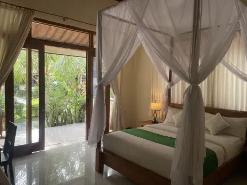 Graha Madesimon Отели рядом с достопримечательностью «Bali Theatre»