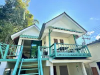 Sabai Sunrise House Отели в г. 