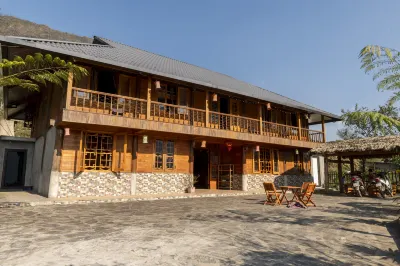 Hmong Farmstay Hotels in Su Pan