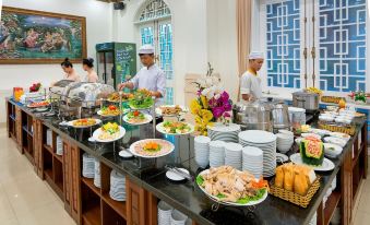 Seavitel Beach Hotel Danang