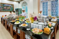 Seavitel Beach Hotel Danang - breakfast