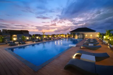 Aster Apartment Bali Отели рядом с достопримечательностью «Бамбак Парк Виллас»