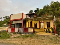 Rara Guest House Raja Ampat Hotels in Waisai