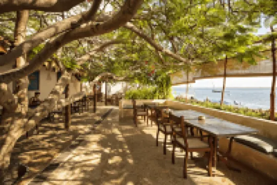 LAMU HOUSE