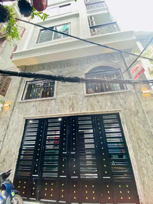 25 House Ngoc Lam Hotels near Gia Lam
