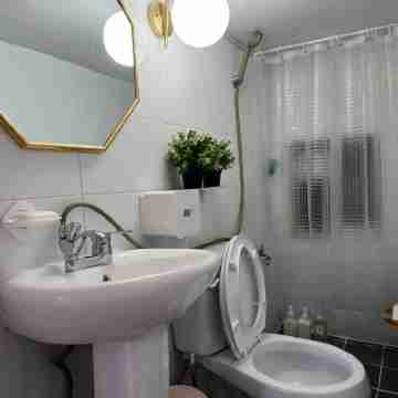 Free luggage storage) Mangwon Station Emotional Lodge Others