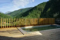 Balcony to the Brejo - Confort in the Mountain private Swimming pool
