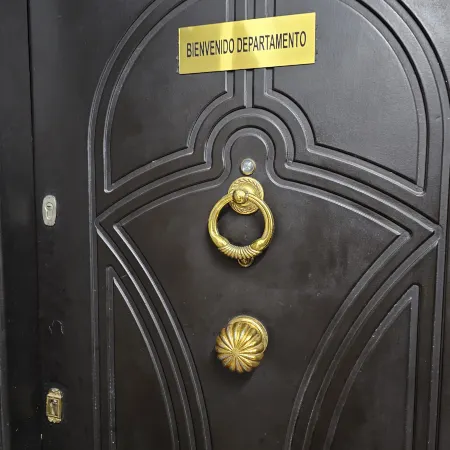 Classic Apartment Near the Nile, Downtown Cairo